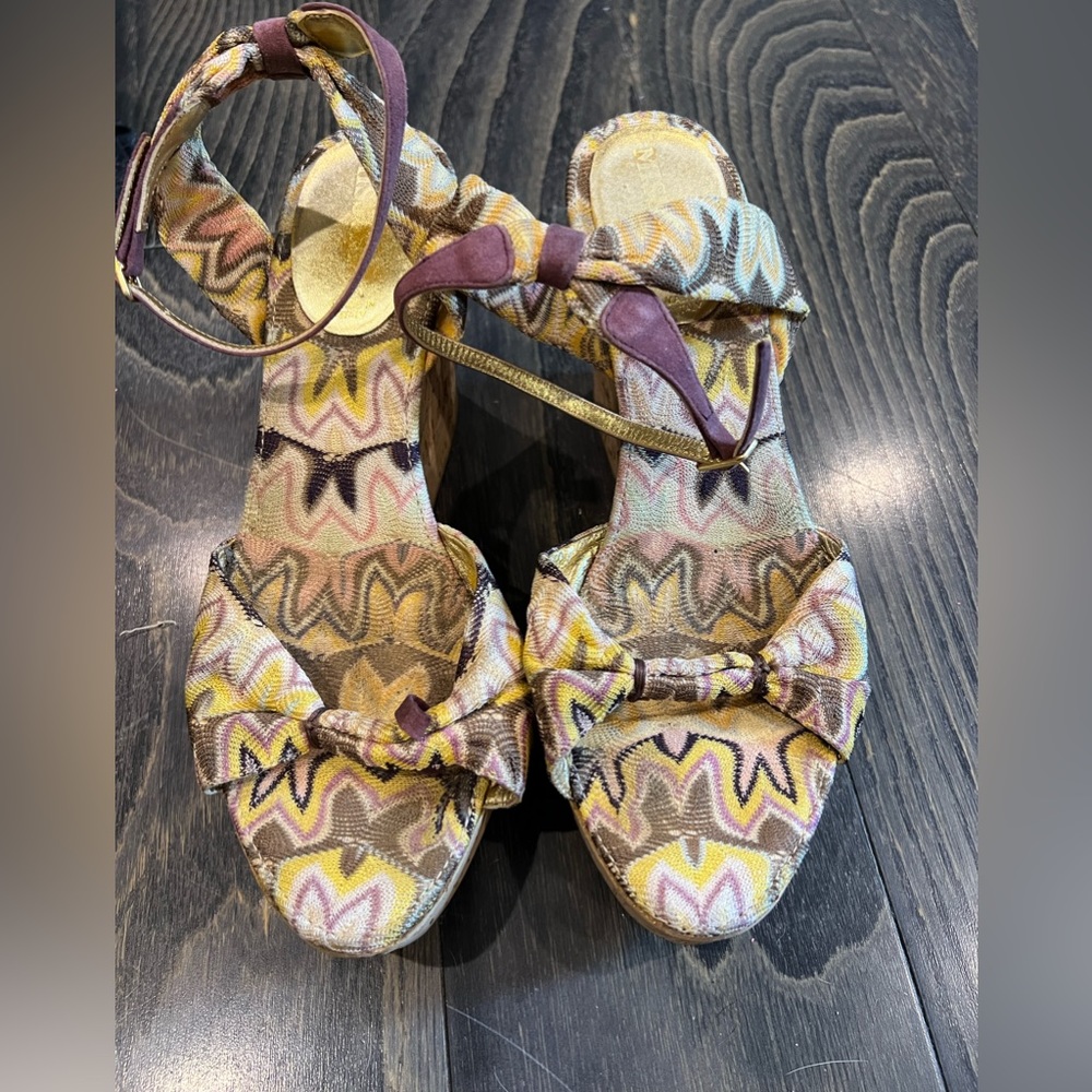 Missoni wedge sandal with cork heel and ankle strap size 39. Gently worn